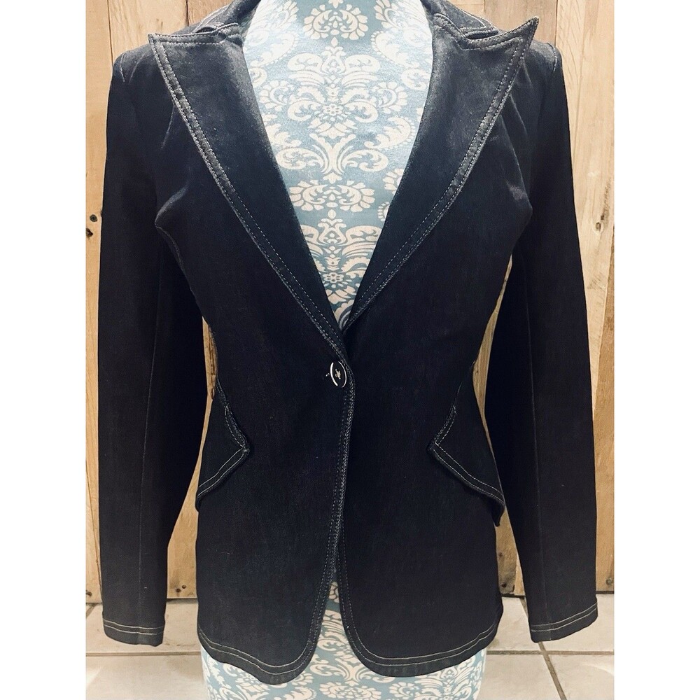 White House Black Market WHBM “The Editor” Size 6 Denim Blazer Dark Wash Jacket